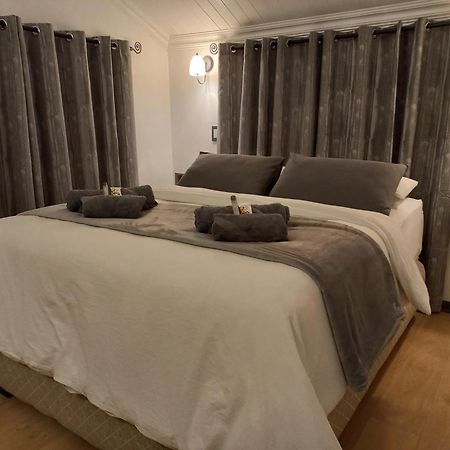 Cosy Corner Apartment Kampersrus AH Luaran gambar